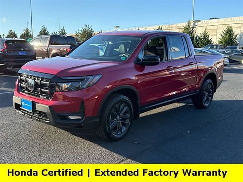 Used 2025 Honda Ridgeline Sport image 4