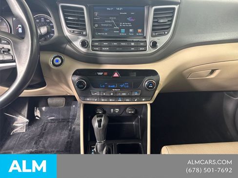 Used 2017 Hyundai Tucson Limited w/ Limited Ultimate Package 03 AWD/4WD image 32