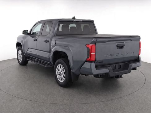 Certified 2024 Toyota Tacoma SR5 AWD/4WD image 3