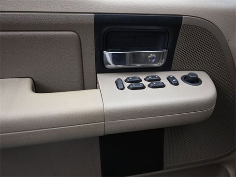 Used 2007 Ford F150 XLT image 21