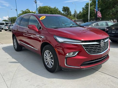 Used 2024 Buick Enclave Premium FWD image 3