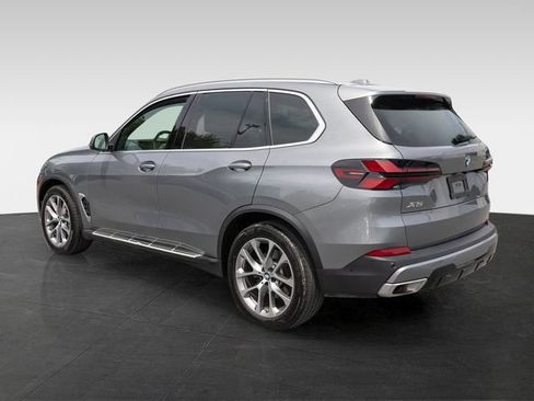 Used 2025 BMW X5 xDrive40i AWD/4WD image 7
