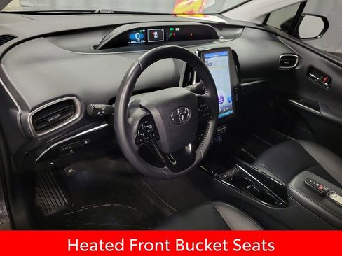 Used 2021 Toyota Prius Prime XLE image 13