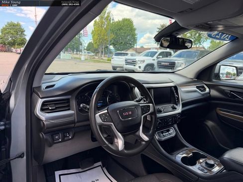 Used 2023 GMC Acadia SLE w/ Driver Convenience Package AWD/4WD image 16