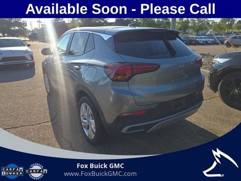 Used 2024 Buick Encore GX Preferred w/ Comfort Package FWD image 5