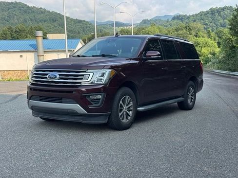 Used 2021 Ford Expedition Max XLT RWD image 3