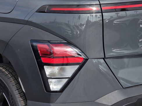 New 2025 Hyundai Kona SEL image 10