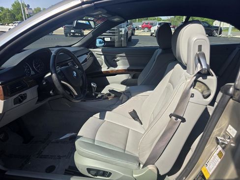 Used 2007 BMW 335i Convertible RWD image 11