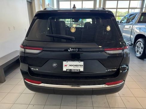 Used 2023 Jeep Grand Cherokee Limited w/ Trailer Tow Prep Group (B) AWD/4WD image 43