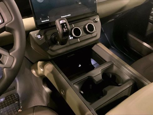 New 2026 Land Rover Defender 110 S image 7