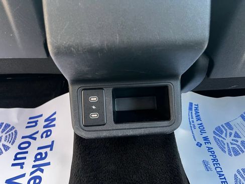 Used 2025 Kia K4 FWD image 27