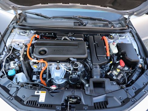 Used 2024 Honda Accord Sport image 17