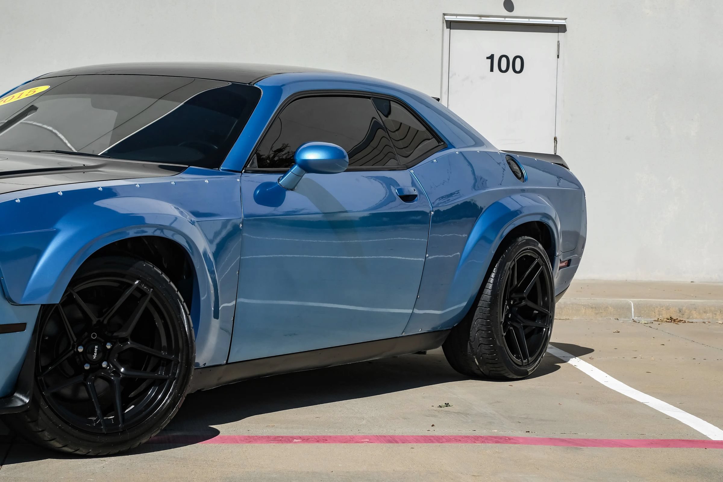 Used 2015 Dodge Challenger R/T RWD image 7