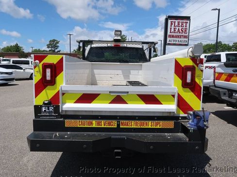 Used 2019 Ford F250 XL w/ Power Equipment Group RWD image 4
