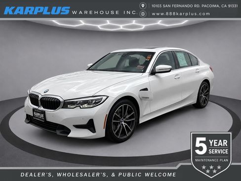 Used 2022 BMW 330e w/ Driving Assistance Package RWD image 1