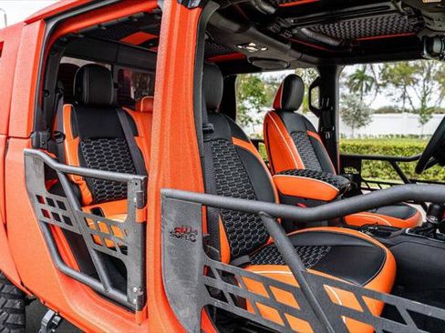 Used 2023 Jeep Gladiator Sport image 24