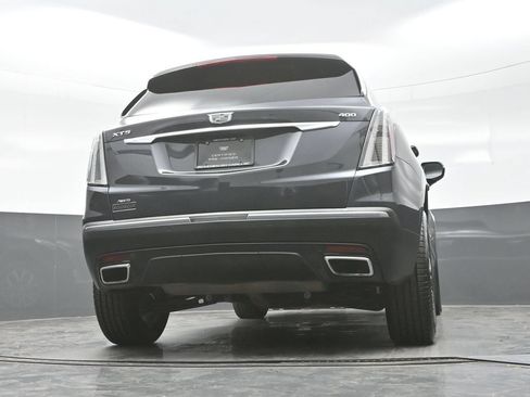 Certified 2022 Cadillac XT5 Sportv w/ LPO, Floor Liner Package AWD/4WD image 23