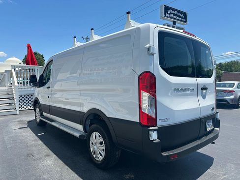 Used 2025 Ford Transit 250 Low Roof w/ Exterior Upgrade Package RWD image 4