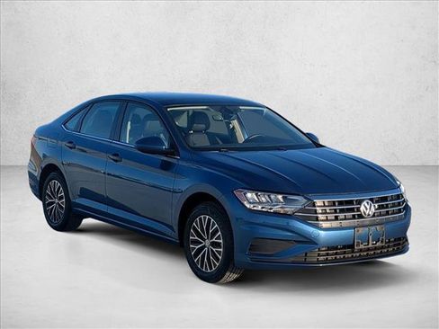Used 2020 Volkswagen Jetta SE FWD image 3