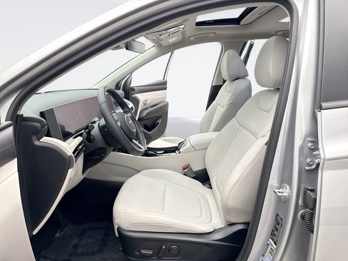 Used 2025 Hyundai Tucson SEL AWD/4WD image 13