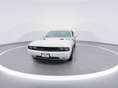 Used 2013 Dodge Challenger R/T Plus RWD image 3