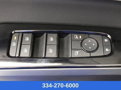 New 2026 Nissan Pathfinder SL image 16