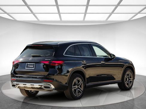 New 2026 Mercedes-Benz GLC 300 4MATIC image 4