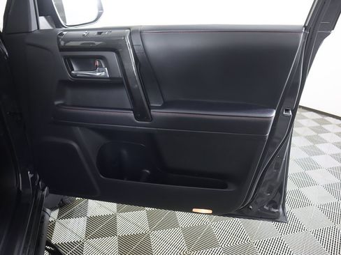 Used 2024 Toyota 4Runner TRD Off-Road Premium image 25