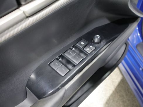 Used 2025 Toyota Camry SE w/ Convenience Package AWD/4WD image 15