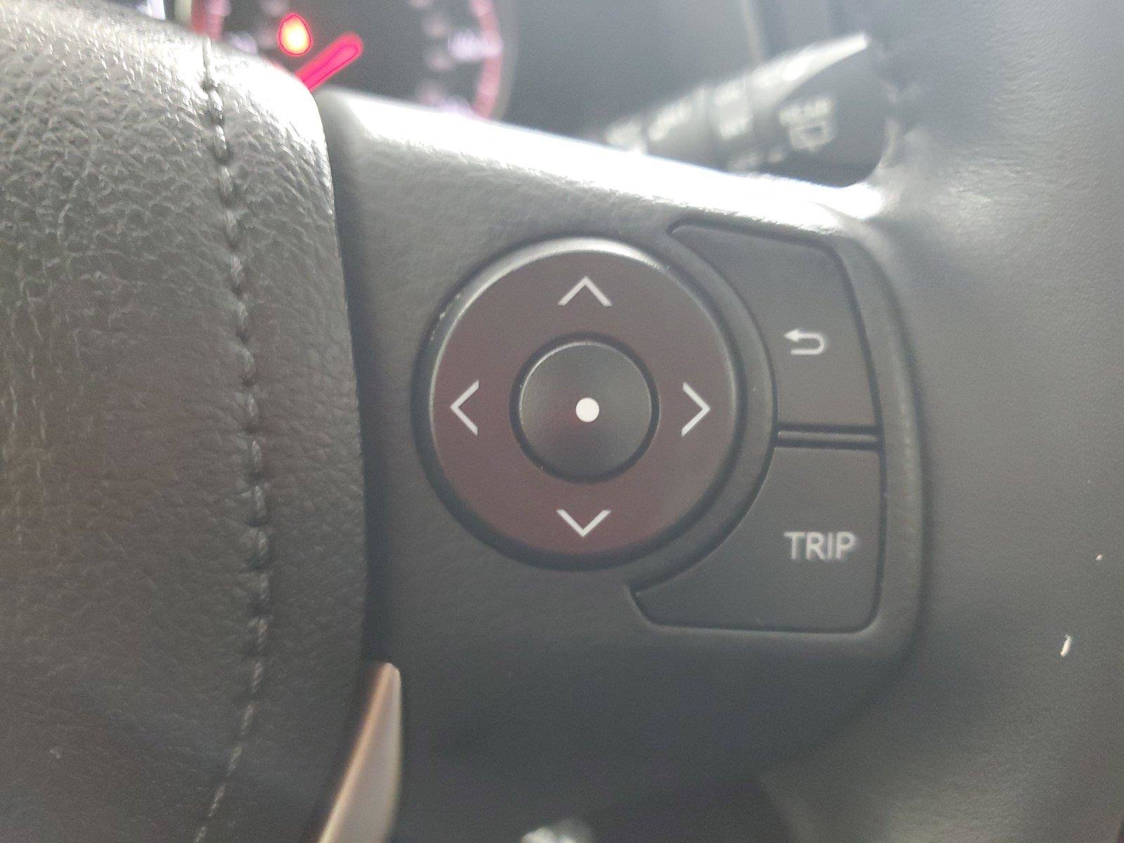 Used 2016 Toyota RAV4 SE FWD image 28