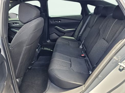 Used 2025 Honda Accord Sport image 30