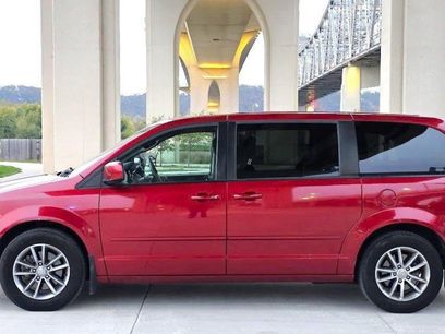 Used 2015 Dodge Grand Caravan SE