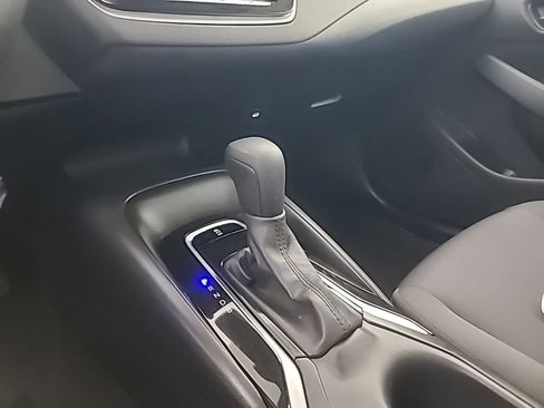Used 2025 Toyota Corolla LE FWD image 36