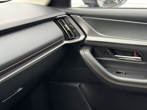 New 2026 MAZDA CX-90 Plug-In Hybrid w/ Preferred image 32