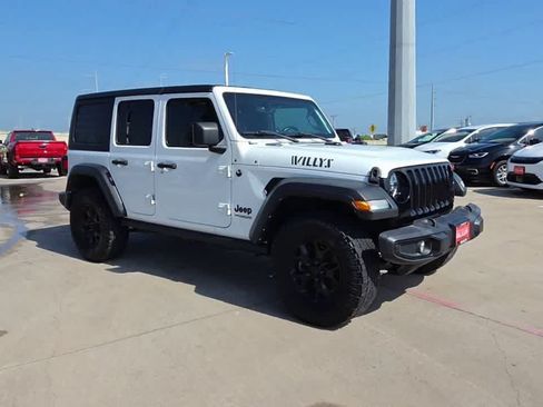 Used 2022 Jeep Wrangler Unlimited Sport AWD/4WD image 2