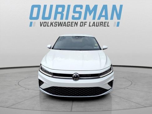 Used 2025 Volkswagen Jetta S image 8