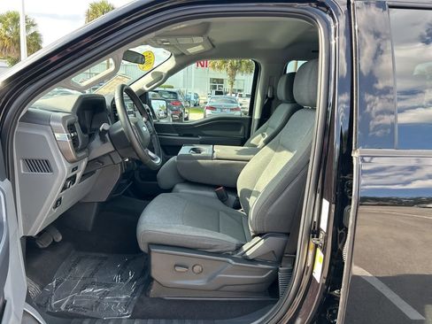 Used 2025 Ford F150 XLT w/ Equipment Group 301A Standard RWD image 16