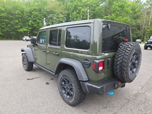 Used 2023 Jeep Wrangler Unlimited w/ Sun & Screen Package AWD/4WD image 6