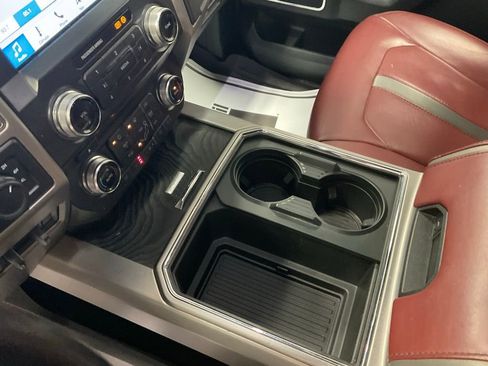 Used 2018 Ford F250 Platinum w/ Platinum Ultimate Package image 15