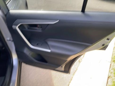 Used 2023 Toyota RAV4 LE image 33