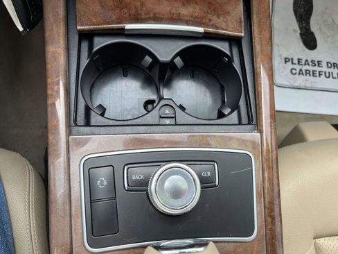 Used 2011 Mercedes-Benz E 350 Luxury image 17