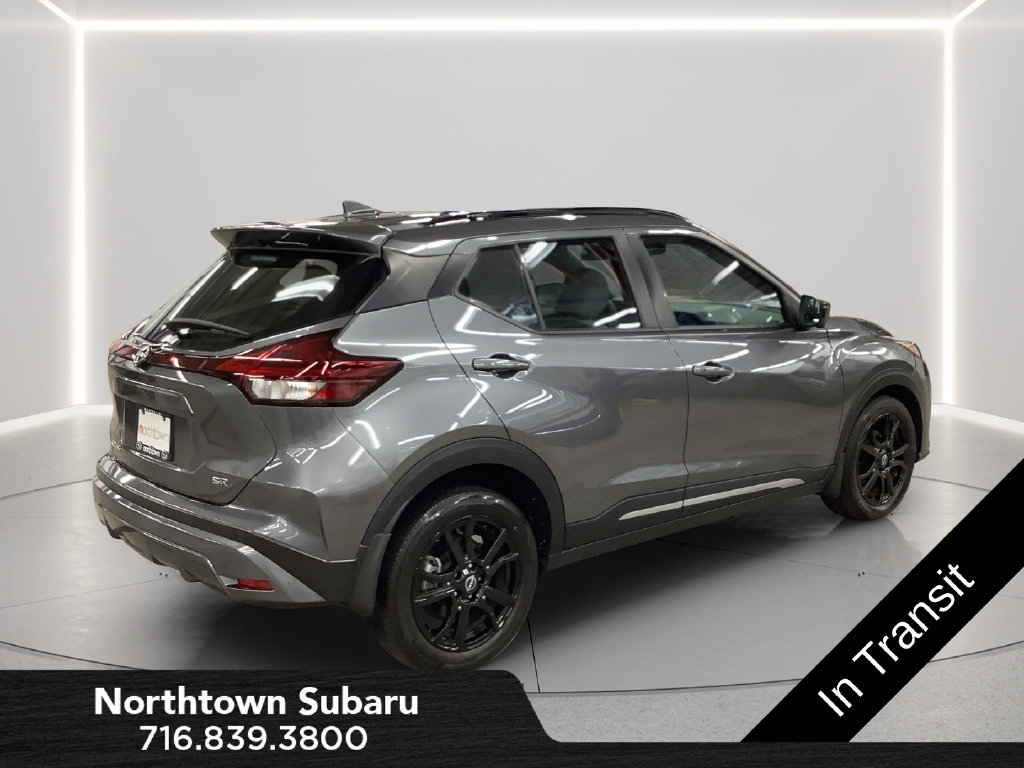 Used 2024 Nissan Kicks SR w/ SR Premium Package FWD image 6
