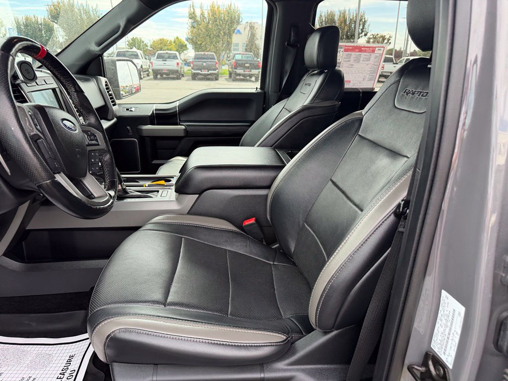 Used 2018 Ford F150 Raptor w/ Equipment Group 802A Luxury AWD/4WD image 11
