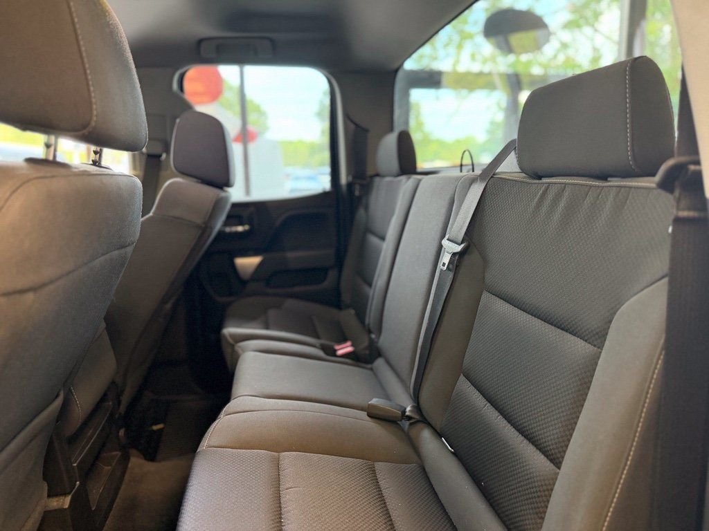 Used 2019 Chevrolet Silverado 1500 LT w/ All Star Edition AWD/4WD image 11