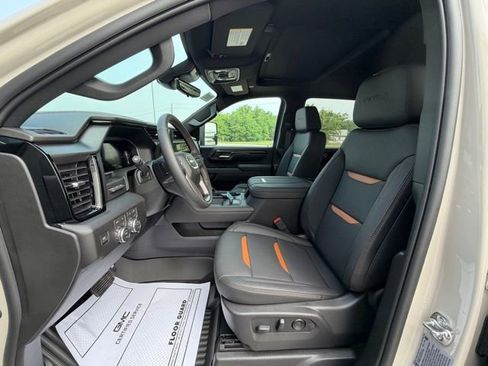 New 2026 GMC Sierra 2500 AT4 w/ AT4 Premium Plus Package AWD/4WD image 15