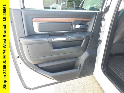 Used 2016 RAM 3500 Laramie AWD/4WD image 42