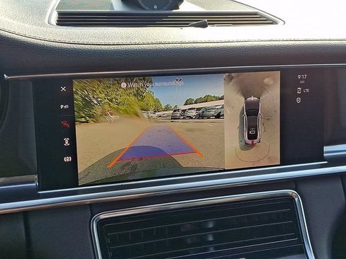 Used 2023 Porsche Panamera RWD image 22