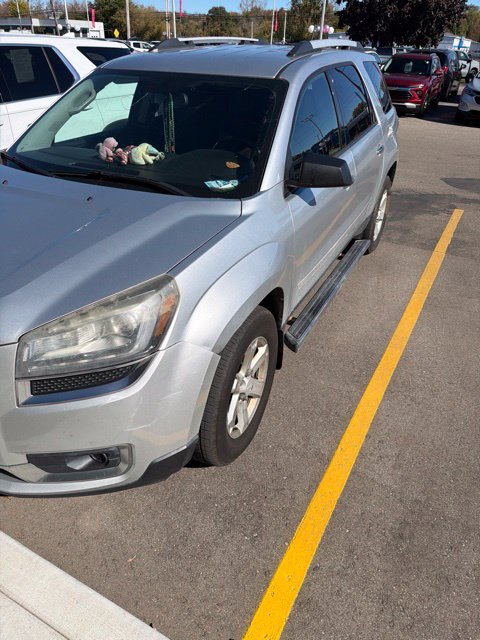 Used 2015 GMC Acadia SLE FWD image 3