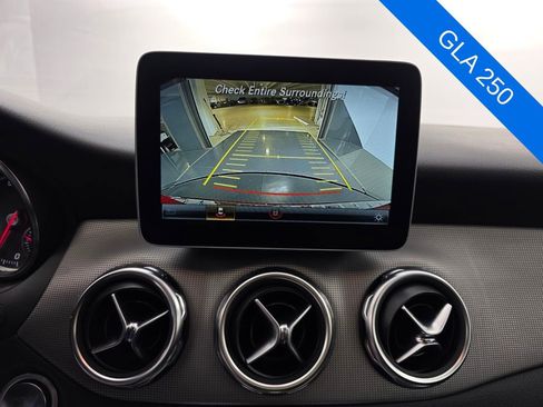 Used 2020 Mercedes-Benz GLA 250 image 21
