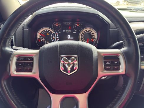 Used 2015 RAM 2500 Laramie w/ Convenience Group image 18